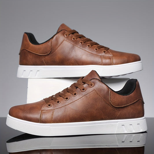 Ein Paar Business-Casual-Schuhe für Herren, für alle Jahreszeiten geeignet