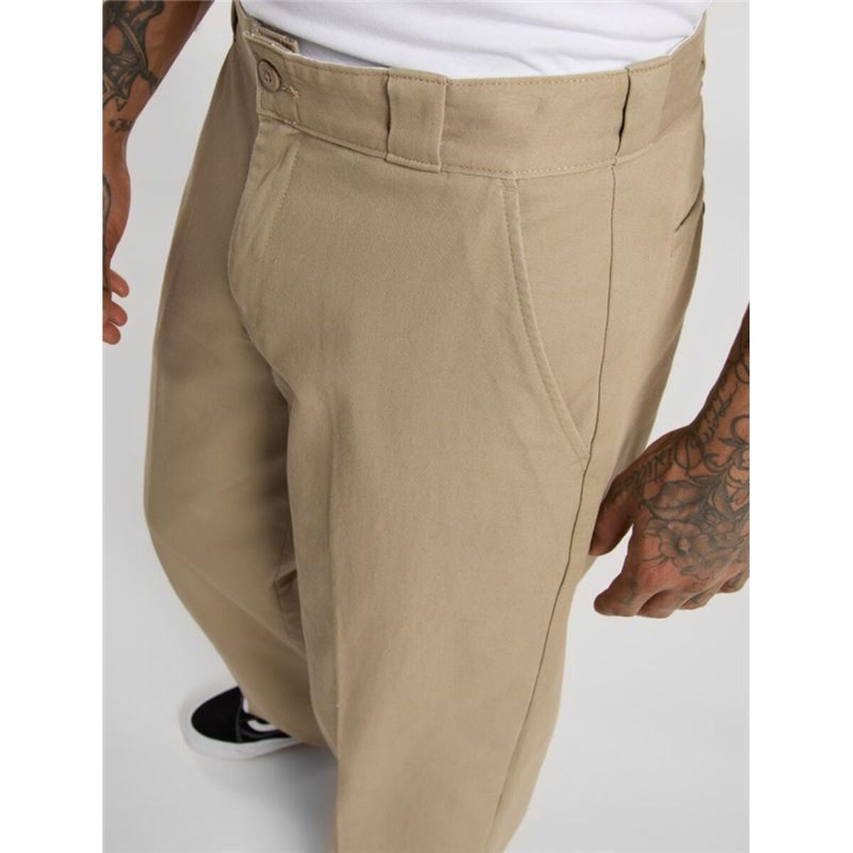 V2H096B90D59658F9B987726149EB2A107FR7636734P7