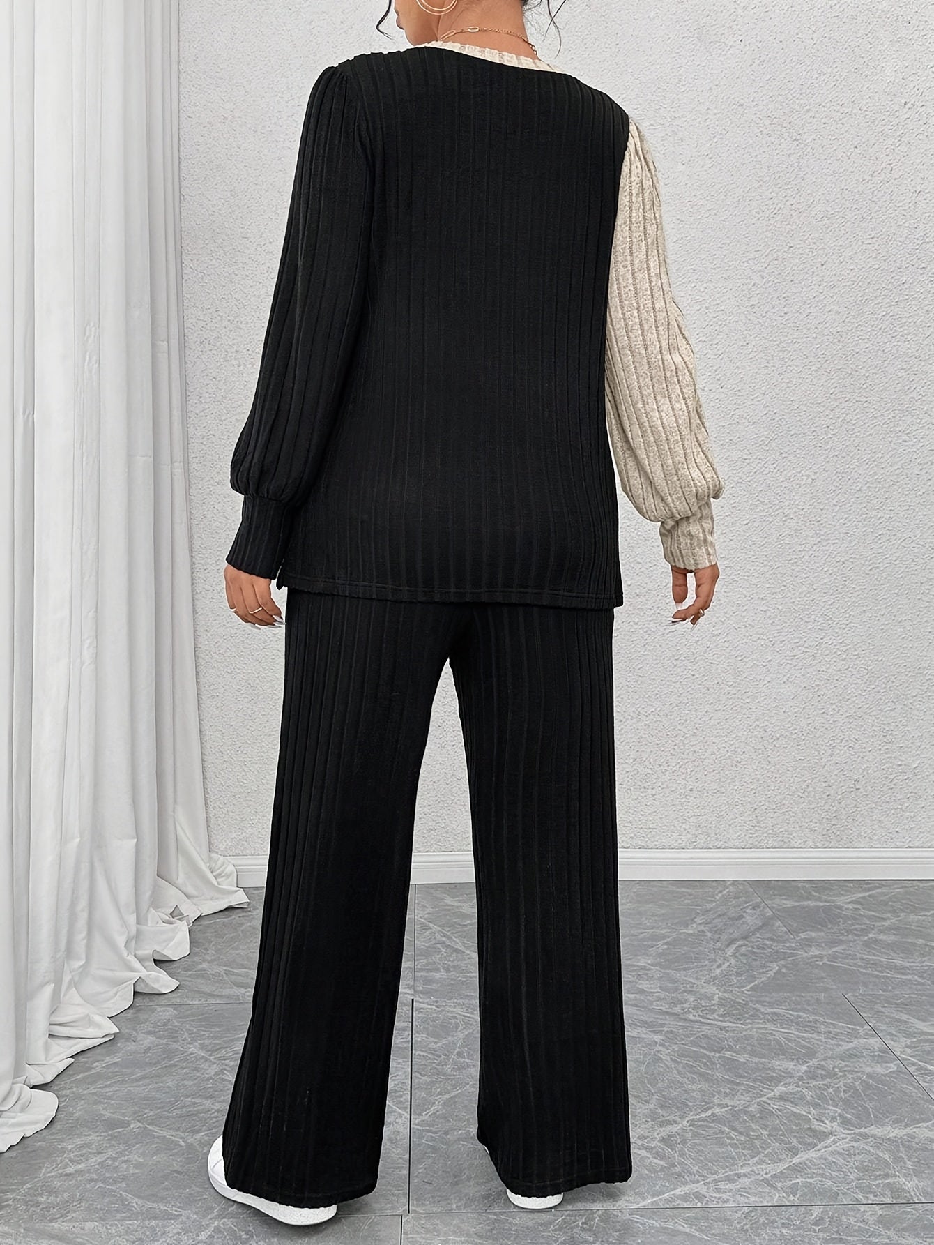 Eleganter Damen-2-Teiler , modern und leger