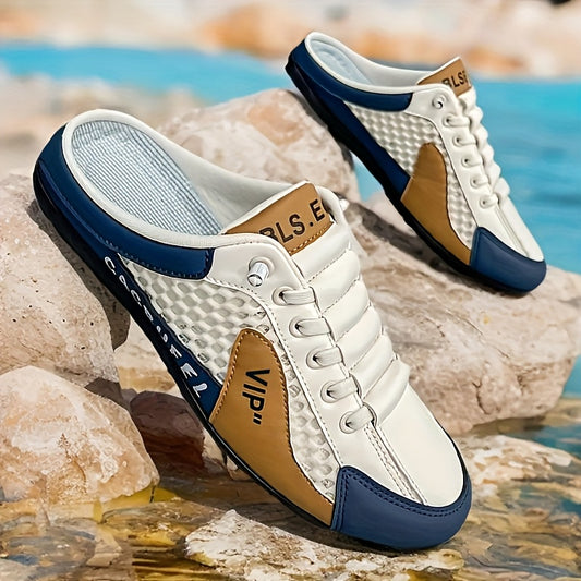 Ein Paar Slip-on-Fashion-Hausschuhe im sportlich-legere Stil , beige , grau , weiss-grün