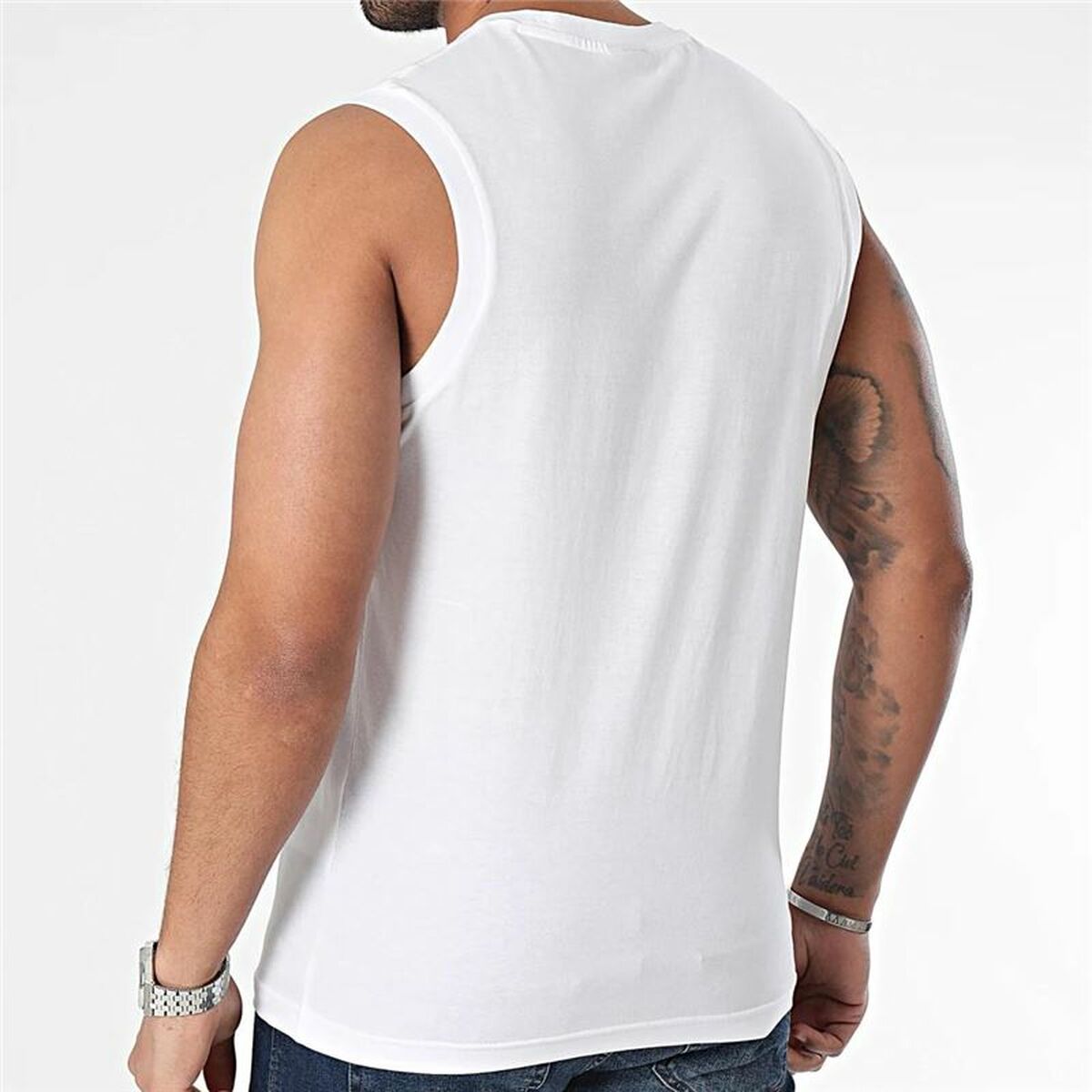 V6H4E5574983D74DE5E557DEC3872CCD10FR4666695P2
