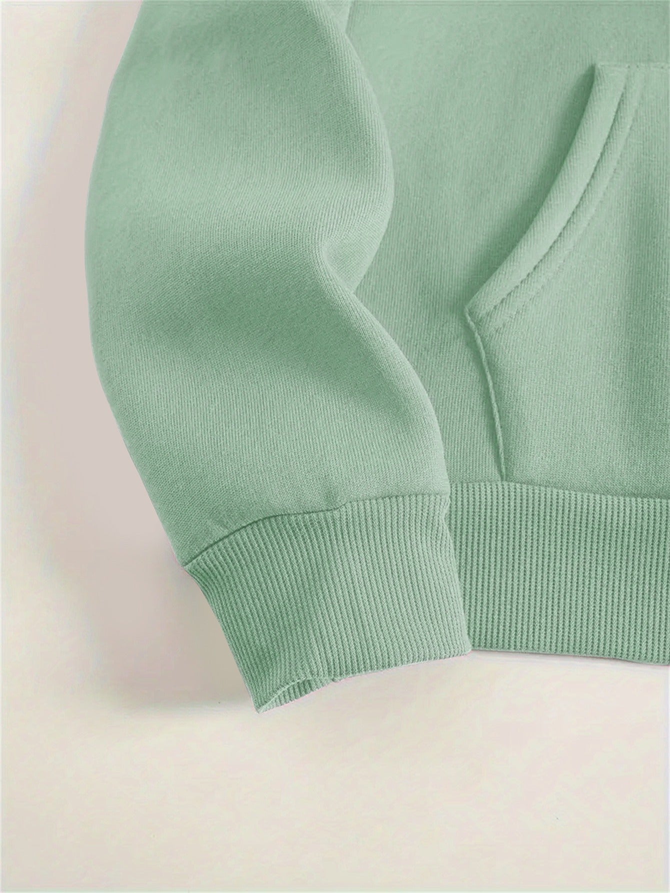 Große Größen, weiches, lässiges Langarmshirt mit Tasche, bequemes Damen-Casual-Outfit in großen Größen