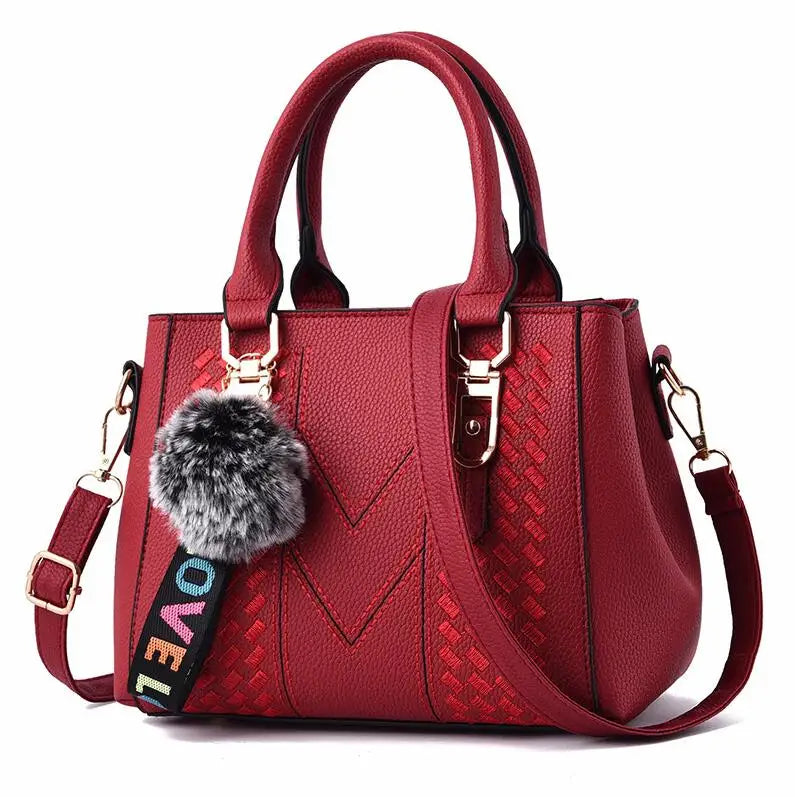 stylische Damen Handtaschen aus PU (Kunstleder) mit Kunstfellapplikationen