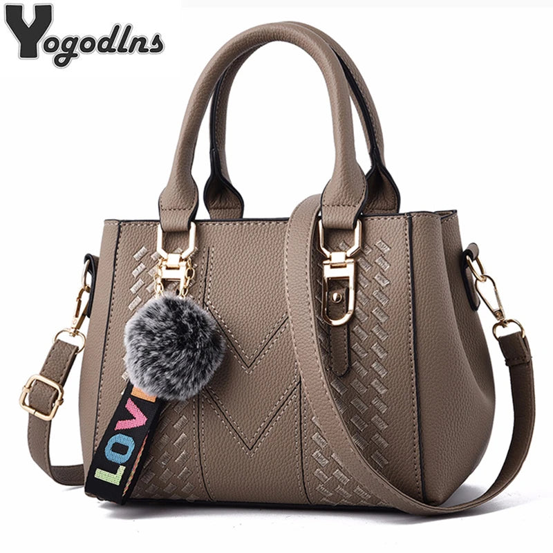stylische Damen Handtaschen aus PU (Kunstleder) mit Kunstfellapplikationen