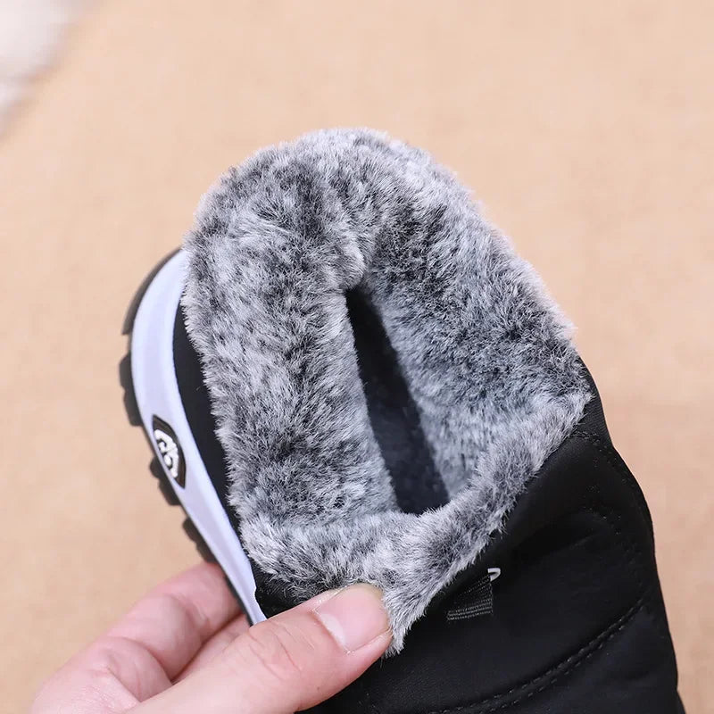 Winter Dickes Fleece Gefüttertes Leder Oberflächen Anti-Rutsch Warme Baumwollschuhe für Frauen Bequeme Flache Schuhe
