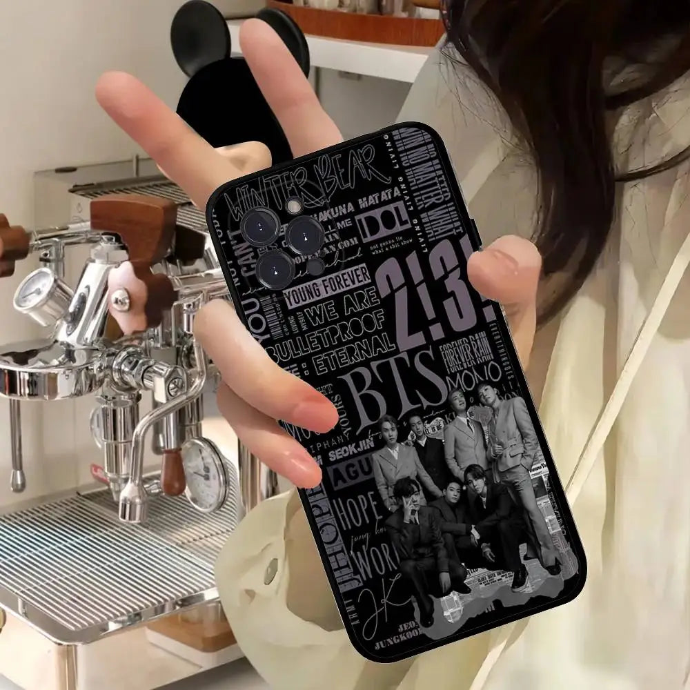 K-Pop Cartoon Jungen B-BT21S Handyhülle für diverse IPhone Modelle Schwarze Hülle
