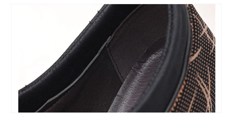 Business-Lederschuhe für Herren 2025 Neue Komfort-Trend Flache Arbeitsschuhe Freizeit-Mokassins Sneaker zum Hineinschlüpfen Große Herren-Loafer