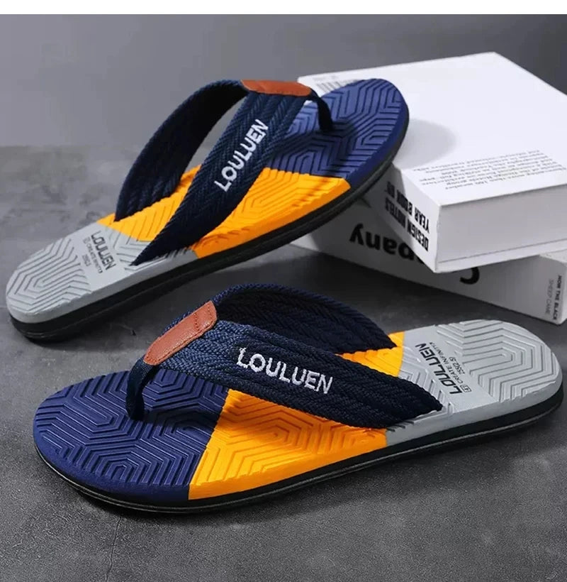 Hochwertige heißverkaufte Herren Flip-Flops Sommerstrand Flip-Flops Herrenmode Atmungsaktive lässige Strand-Herrenschuhe Sommer Outdoor