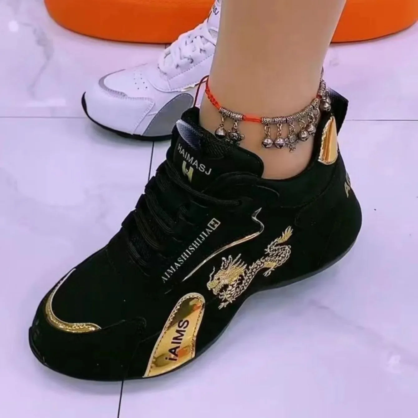 Designer-Sneaker für Frauen, Sommer, Leder, wasserdicht, lässige Sportschuhe, leicht, atmungsaktiv, rutschfeste Plateau-Schuhe