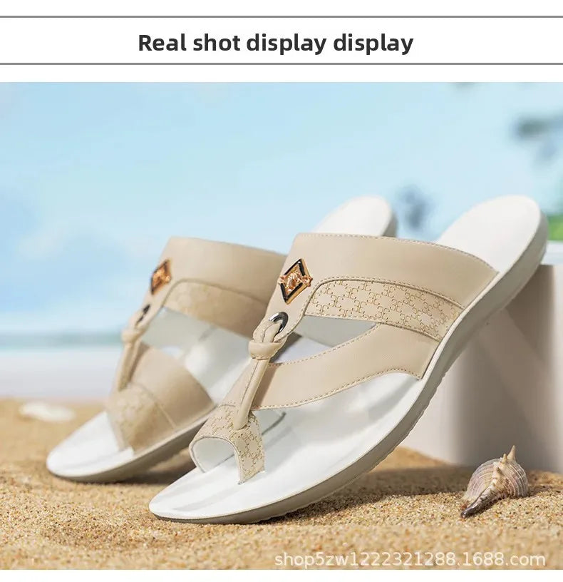 Modische Herrenslipper in großen Größen, Tanga-Stil, Sommer 2026, Splice-Design, glattes Haar, grenzüberschreitende Slipper, modische Clogs