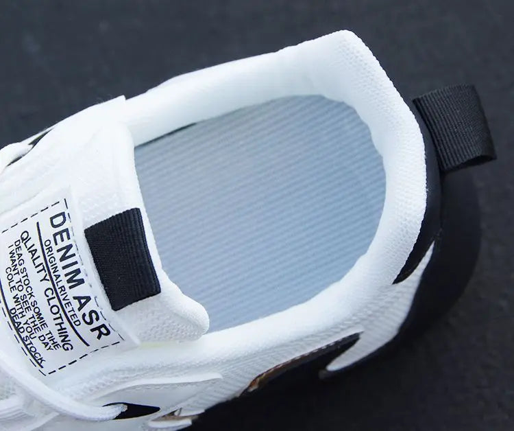 Wasserdichte Ledersneaker für Herren 2025, rutschfeste Reiseschuhe mit Luftpolster, modische, lässige Sportschuhe für den Herbst