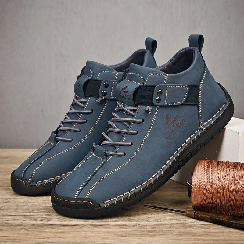 Neue 2025 handgefertigte Leder-Casual-Herrenschuhe Design Sneakers Männer atmungsaktive Lederschuhe Herren Stiefeletten für draußen