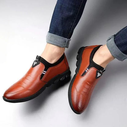 Herren Kunst-Lederschuhe Business-Casual-Schuhe Weiche Sohlen Rutschfeste Loafer Mokassins Herren Slip-On Atmungsaktive Sneaker
