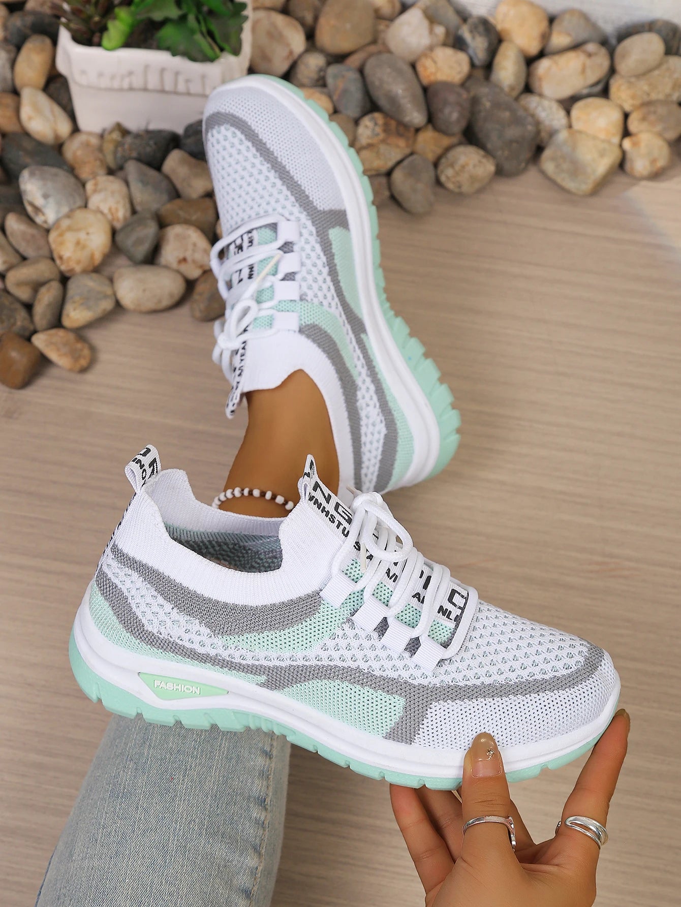 Damen-Sommerschuhe 2026, lässige Sneaker, neuer Stil