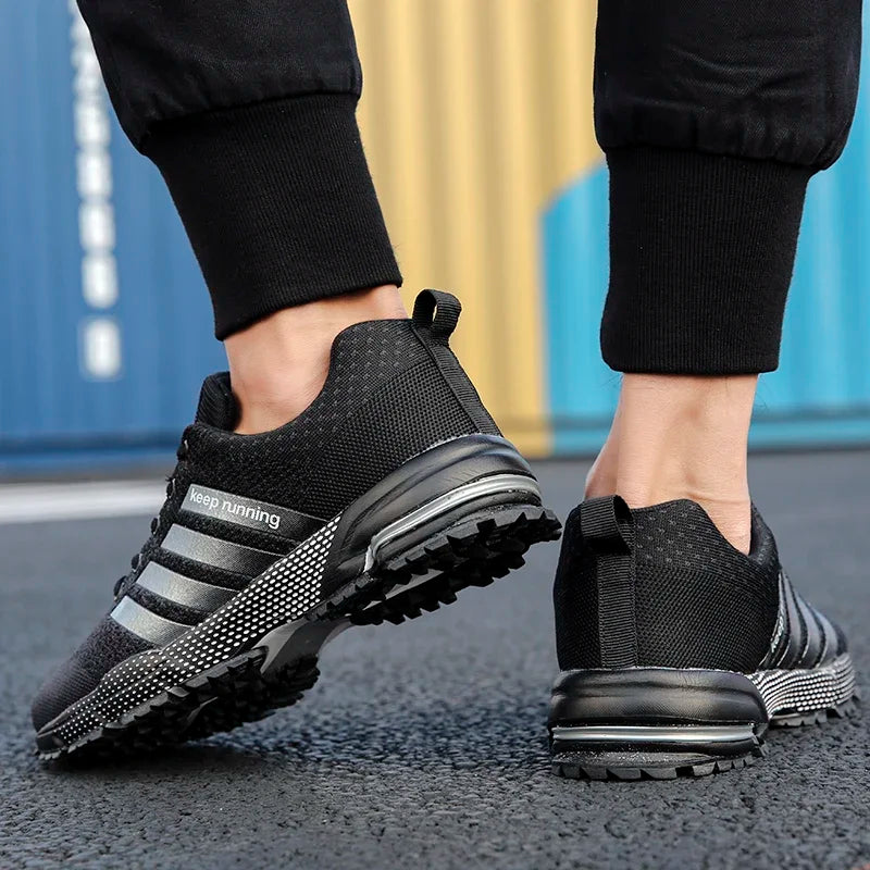 Neue Herren- und Damen-Sportschuhe mit fliegendem Mesh-Obermaterial für Frühling und Sommer, atmungsaktiv, bis EU Grösse 45.5