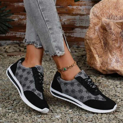 Frühling und Sommer Damen Designer Cross-Riemen Sneakers Flach