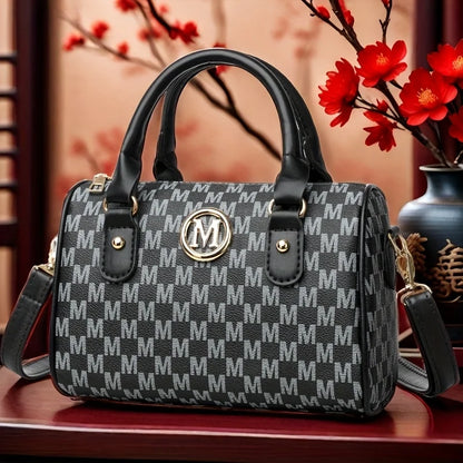 Damen Alphabet Schultertasche mit goldenem "M"-Logo, kleine Umhängetasche aus synthetischem Kunstleder für Arbeit, Reisen, Partys und als Geschenk