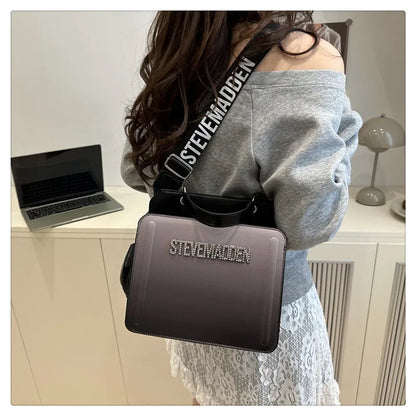 Modische kleine quadratische Handtasche für Damen, Schultertasche mit Buchstabenprint, Farbverlauf Crossbody-Tasche, Retro-Europäischer Stil, PU...