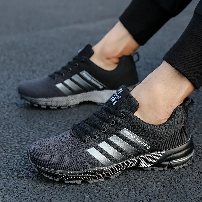 Neue Herren- und Damen-Sportschuhe mit fliegendem Mesh-Obermaterial für Frühling und Sommer, atmungsaktiv, bis EU Grösse 45.5