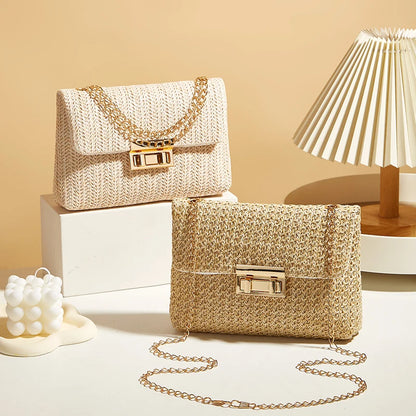 Umhängetasche für Frauen mit Kettenriemen, stilvolles Accessoire für Bankette, Schultertasche für Tages- bis Abendoutfits