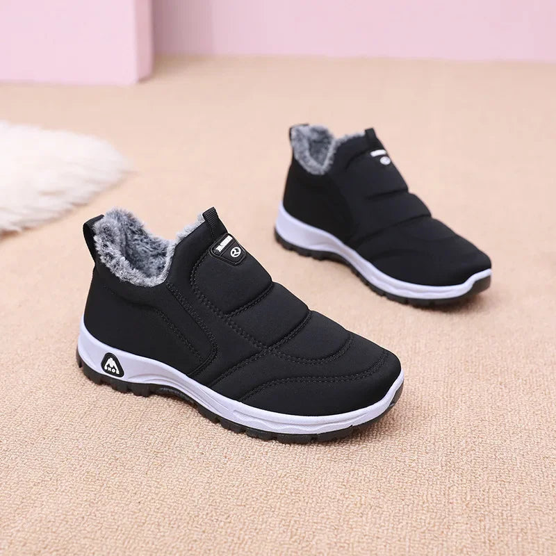 Winter Dickes Fleece Gefüttertes Leder Oberflächen Anti-Rutsch Warme Baumwollschuhe für Frauen Bequeme Flache Schuhe