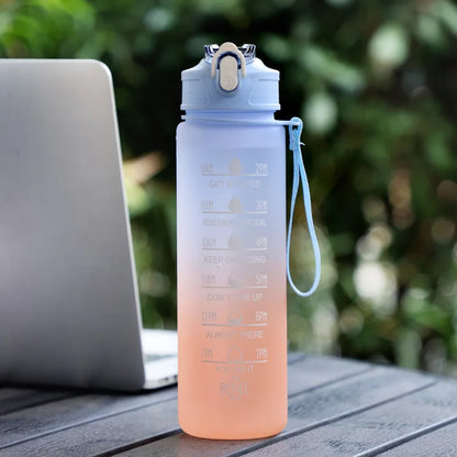 Sportwasserflasche mit Zeit-Tracking-Trinkhalm, auslaufsicherem Verschluss und klappbarem Deckel, ideal für unterwegs und Outdoor-Abenteuer