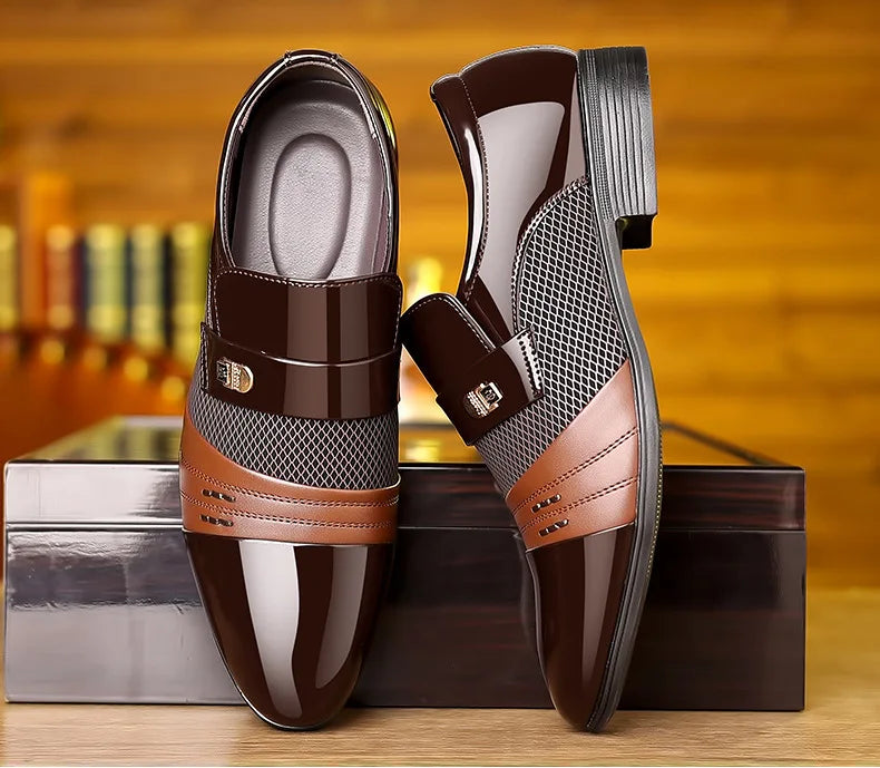 Edle Kunstleder Oxford Schuhe Herren Luxus Lack Hochzeitsschuhe Spitz zulaufende Business Schuhe für Herren Klassische Lederschuhe Große Größen 38-48
