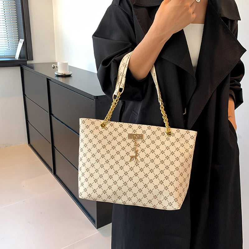 Neue Presbyopie-Handtasche, weiches Leder, große Kapazität, Damen-Tote mit hängendem Zubehör, Schultertasche