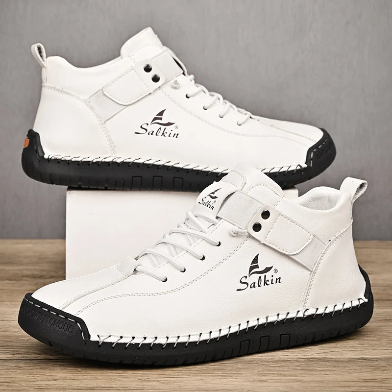Neue 2025 handgefertigte Leder-Casual-Herrenschuhe Design Sneakers Männer atmungsaktive Lederschuhe Herren Stiefeletten für draußen