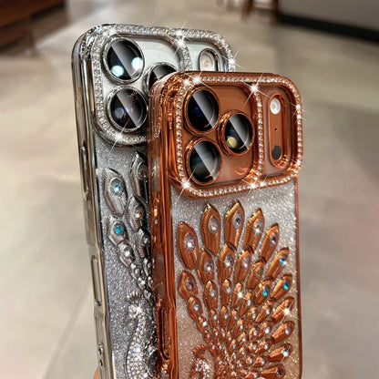Hülle für iPhone 17 Pro Max 16 15 14 13 mit plattiertem Pfauenmuster, Glitzer-Diamant-Rhinestones, transparent und stoßfest