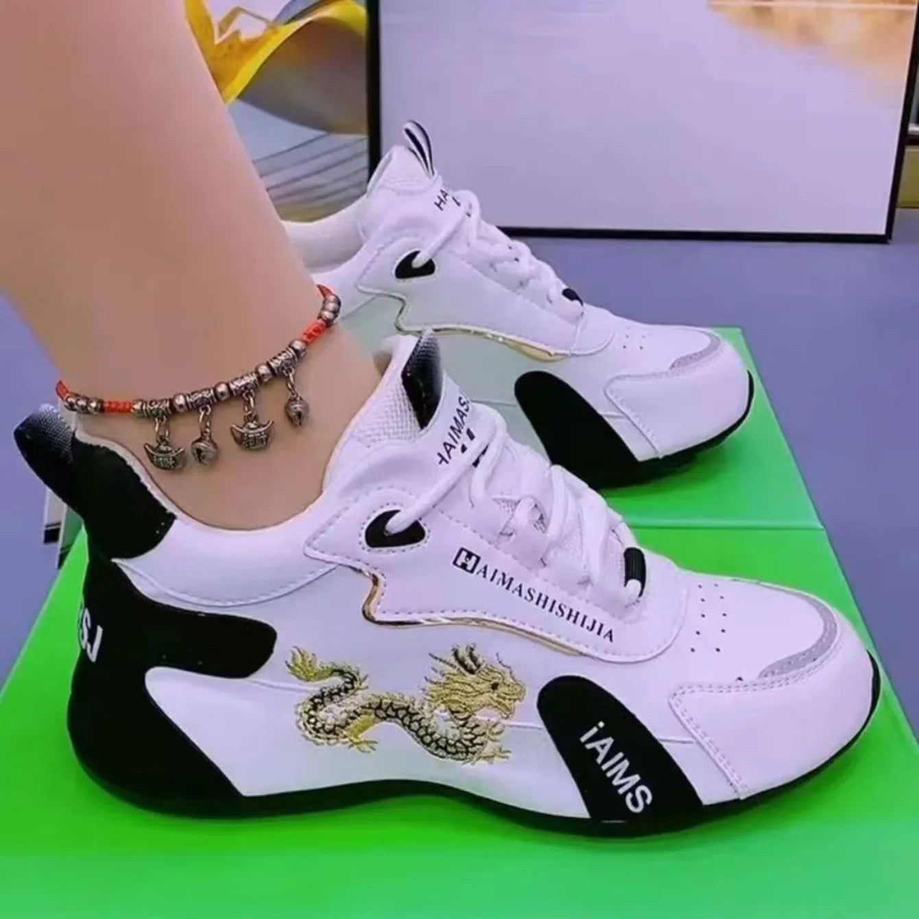 Designer-Sneaker für Frauen, Sommer, Leder, wasserdicht, lässige Sportschuhe, leicht, atmungsaktiv, rutschfeste Plateau-Schuhe
