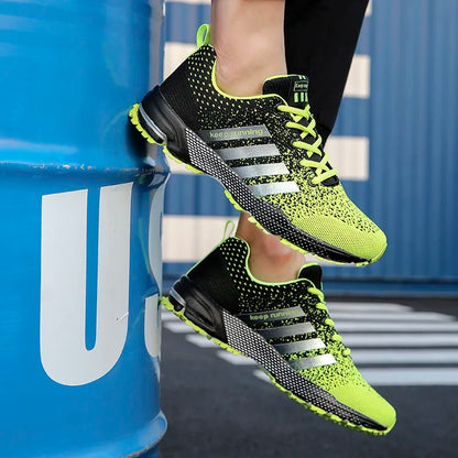 Neue Herren- und Damen-Sportschuhe mit fliegendem Mesh-Obermaterial für Frühling und Sommer, atmungsaktiv, bis EU Grösse 45.5