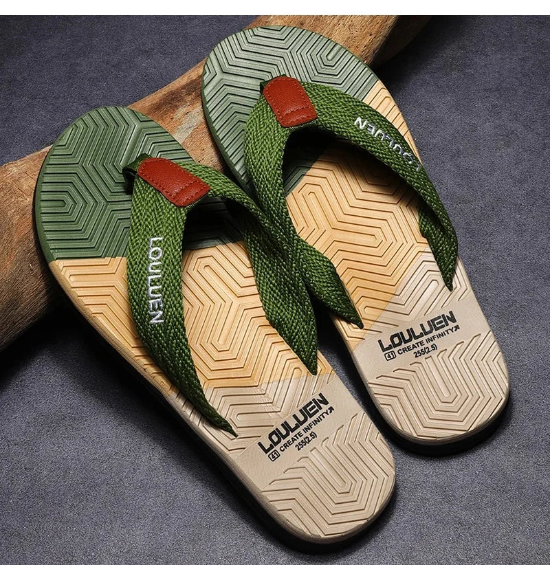 Hochwertige heißverkaufte Herren Flip-Flops Sommerstrand Flip-Flops Herrenmode Atmungsaktive lässige Strand-Herrenschuhe Sommer Outdoor