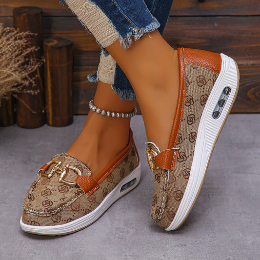 Neue Herbstkollektion Damen Trend Retro Designer Flache Schuhe Damen Modische Runde Zehen Metall Dekoration