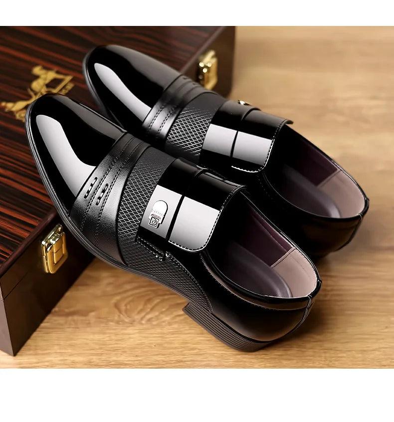 Edle Kunstleder Oxford Schuhe Herren Luxus Lack Hochzeitsschuhe Spitz zulaufende Business Schuhe für Herren Klassische Lederschuhe Große Größen 38-48
