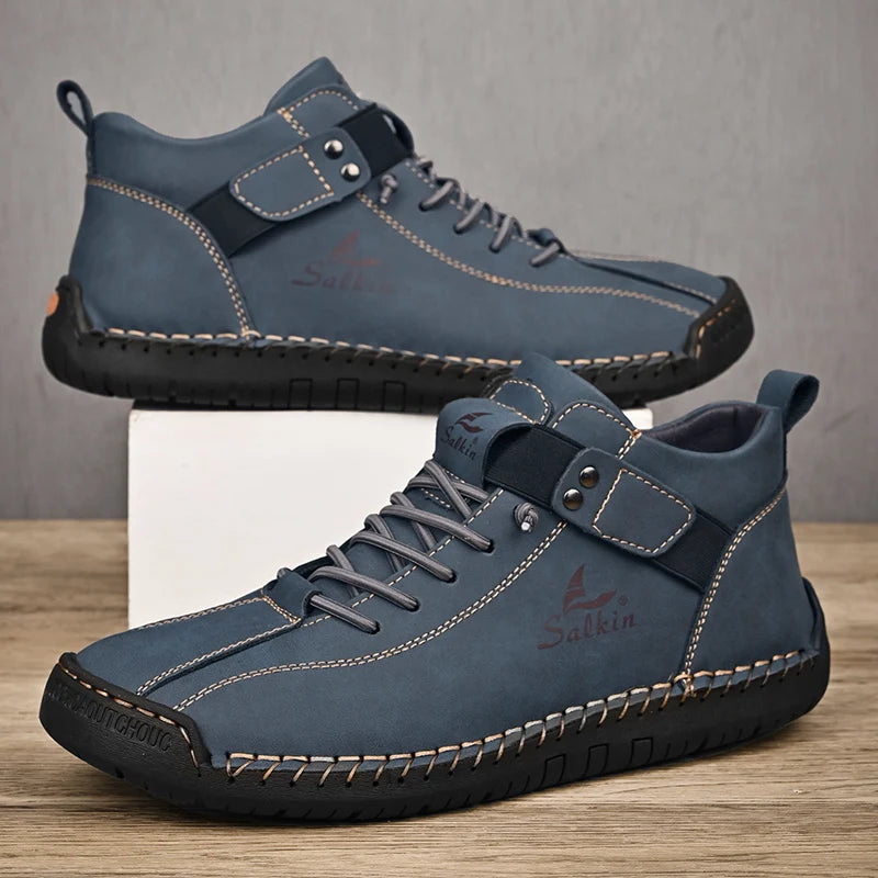 Neue 2025 handgefertigte Leder-Casual-Herrenschuhe Design Sneakers Männer atmungsaktive Lederschuhe Herren Stiefeletten für draußen