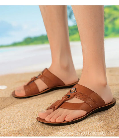 Modische Herrenslipper in großen Größen, Tanga-Stil, Sommer 2026, Splice-Design, glattes Haar, grenzüberschreitende Slipper, modische Clogs