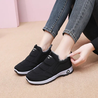 Winter Dickes Fleece Gefüttertes Leder Oberflächen Anti-Rutsch Warme Baumwollschuhe für Frauen Bequeme Flache Schuhe