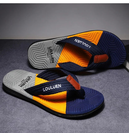 Hochwertige heißverkaufte Herren Flip-Flops Sommerstrand Flip-Flops Herrenmode Atmungsaktive lässige Strand-Herrenschuhe Sommer Outdoor