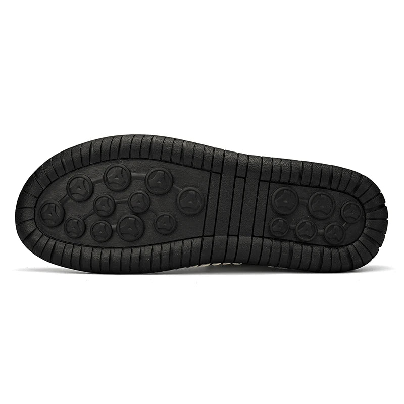 Neue 2025 handgefertigte Leder-Casual-Herrenschuhe Design Sneakers Männer atmungsaktive Lederschuhe Herren Stiefeletten für draußen