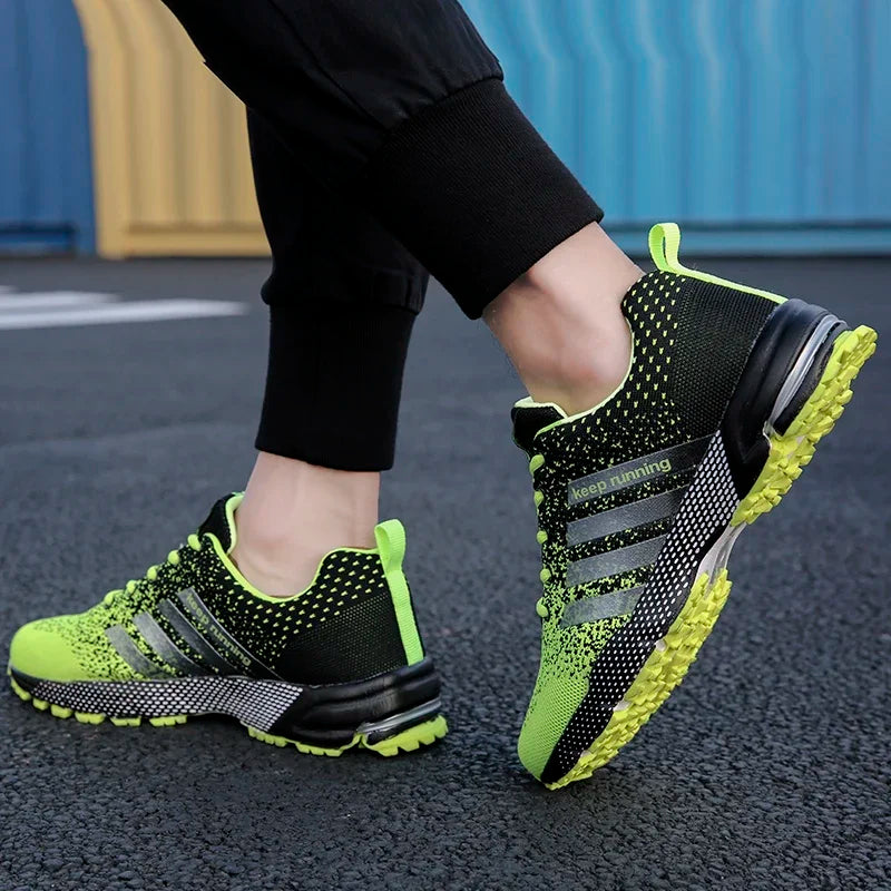 Neue Herren- und Damen-Sportschuhe mit fliegendem Mesh-Obermaterial für Frühling und Sommer, atmungsaktiv, bis EU Grösse 45.5
