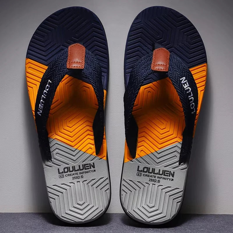 Hochwertige heißverkaufte Herren Flip-Flops Sommerstrand Flip-Flops Herrenmode Atmungsaktive lässige Strand-Herrenschuhe Sommer Outdoor