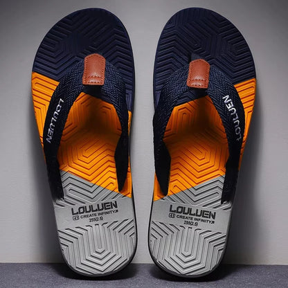 Hochwertige heißverkaufte Herren Flip-Flops Sommerstrand Flip-Flops Herrenmode Atmungsaktive lässige Strand-Herrenschuhe Sommer Outdoor