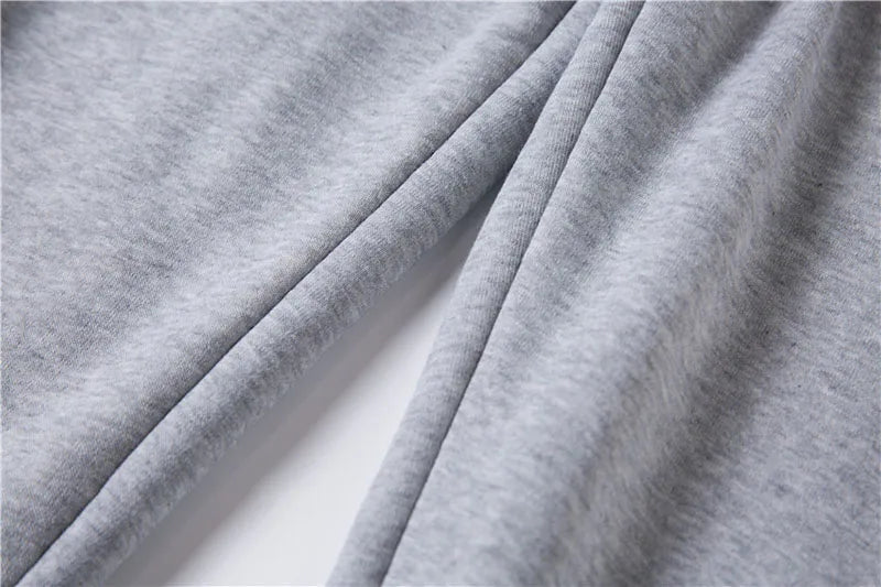 2026 Neue Frühling - und Herbst-Damen- und Herrenpullover-Set KING QUEEN Lockeres Entspanntes Kapuzenpullover-Set für Paare mit Aufdruck
