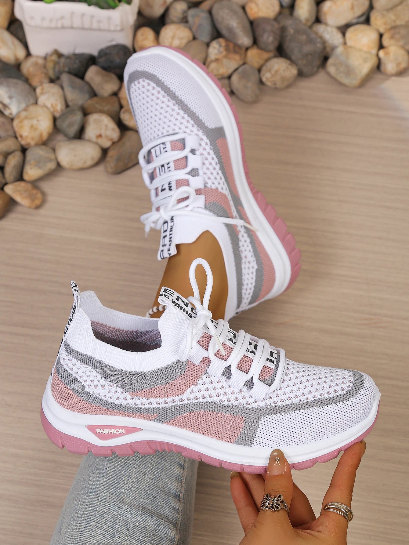 Damen-Sommerschuhe 2026, lässige Sneaker, neuer Stil