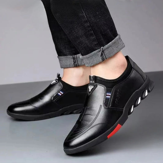 Herren Kunst-Lederschuhe Business-Casual-Schuhe Weiche Sohlen Rutschfeste Loafer Mokassins Herren Slip-On Atmungsaktive Sneaker