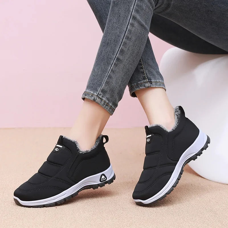 Winter Dickes Fleece Gefüttertes Leder Oberflächen Anti-Rutsch Warme Baumwollschuhe für Frauen Bequeme Flache Schuhe