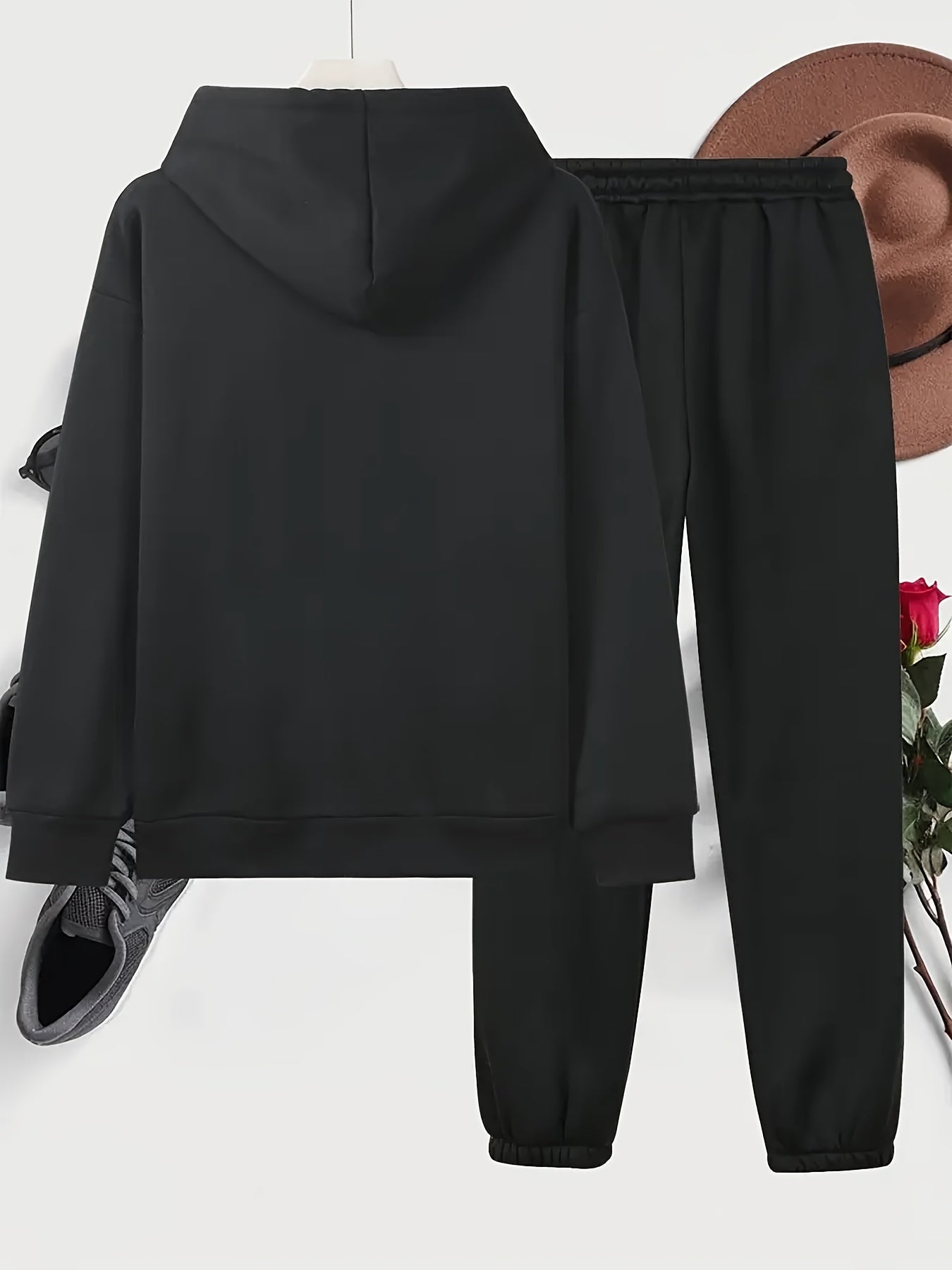 Kapuzen-Sweatshirt-Set mit goldenem CJ-Logo-Muster, Buchstabenprint, Rundhalsausschnitt