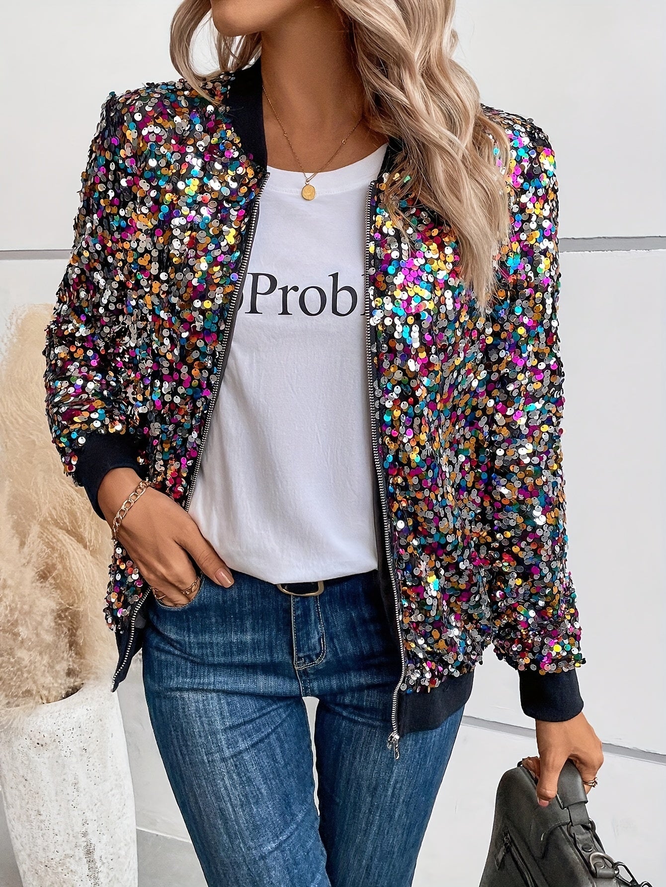 Elegante, mit Pailletten verzierte Damenjacke – schicker Bomber-Stil mit Reißverschluss, Baseballkragen, langen Ärmeln und buntem Punktmuster , aus nicht dehnbarem Polyestergewebe